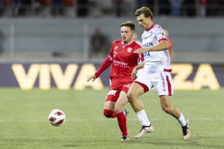 Joël Schmied et le FC Sion ont l'occasion de se détacher de Thoune en tête du classement de Challenge League.