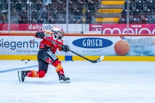 Alizée Aymon en action avec son équipe