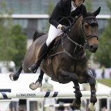 Le Zurichois Martin Fuchs a signé l'unique sans-faute, dans le temps, du Grand Prix du CSIO de Saint-Gall. KEYSTONE/GIAN EHRENZELLER