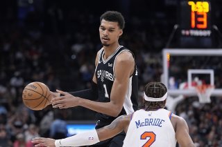 Victor Wembanyama (1) a cumulé 40 points et 20 rebonds face aux Knicks KEYSTONE/AP/Eric Gay