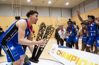 Sacré en SBL, Natan Jurkovitz pourrait représenter la Suisse en 3x3 à Debrecen KEYSTONE/Alessandro Crinari