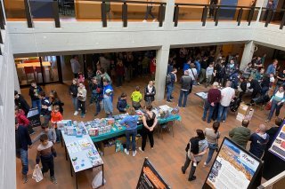 Des animations et découvertes comme les échecs ou le planétarium ont permis aussi d'occuper les proches venus en soutien